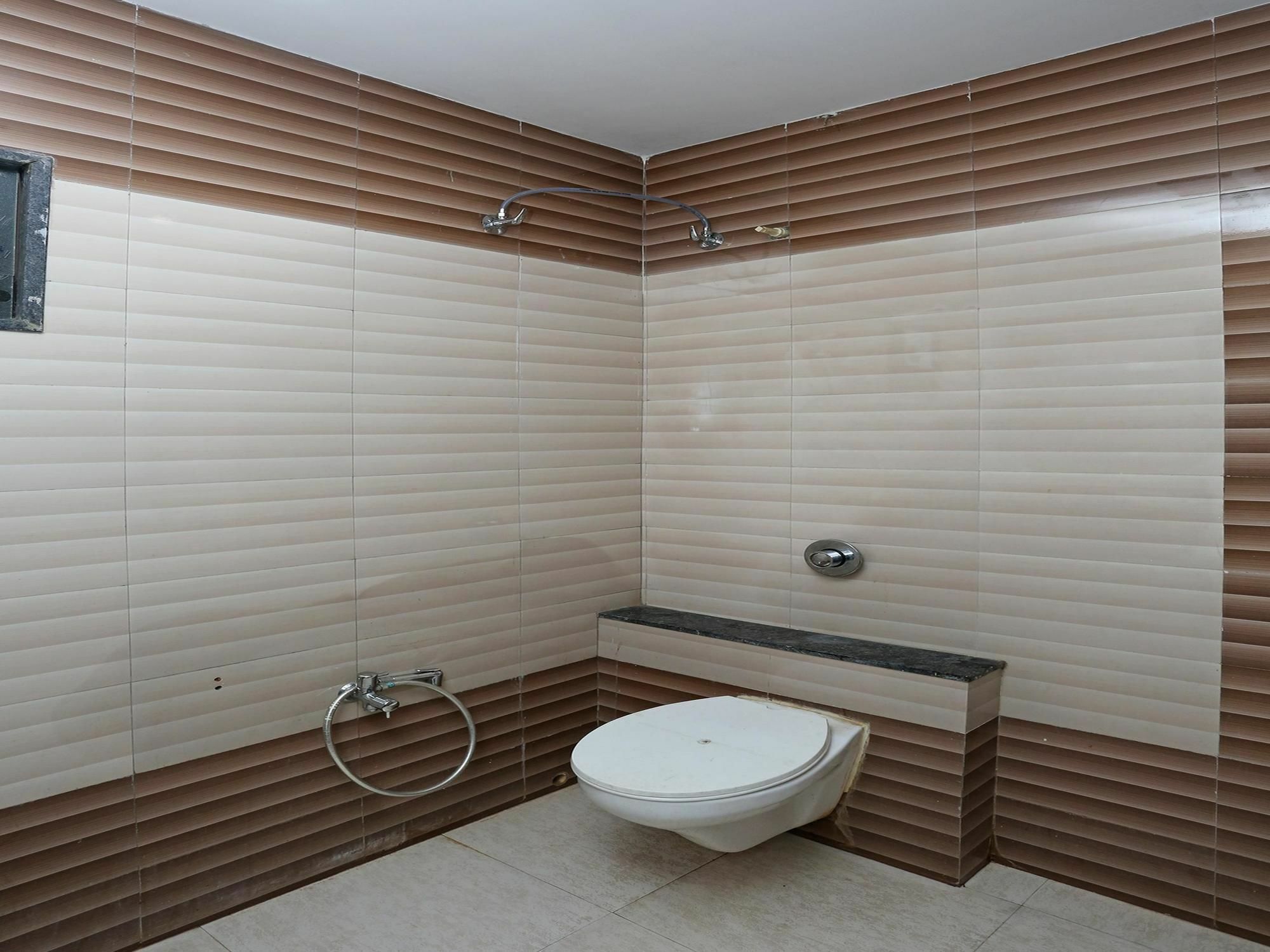 Capital O 10212 Hotel West Willows Xanadu โกลกาตา ภายนอก รูปภาพ